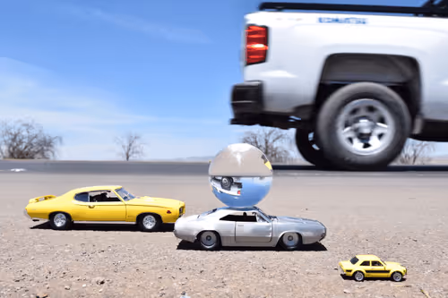 Item #4037616324694542329304373022523620429974010052352305134780993868173894746113 Media