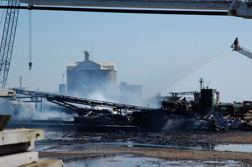 Item #77583281568737235436217946850455306889185240163730885588302184220782204289025 Media