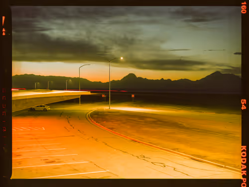 Item #77612435889549989959633814934000977317248207544468655990569008356601718898689 Media