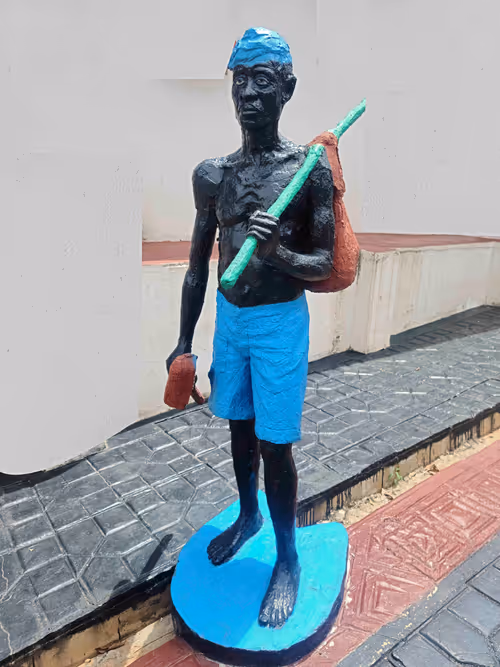 Item #64873578423597752234489479252693065295470528358368365789251807999837299802113 Media