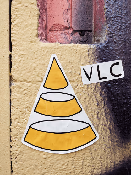 Item #74514486366930999863183303937488495413909095535195909856011804947979868045313 Media