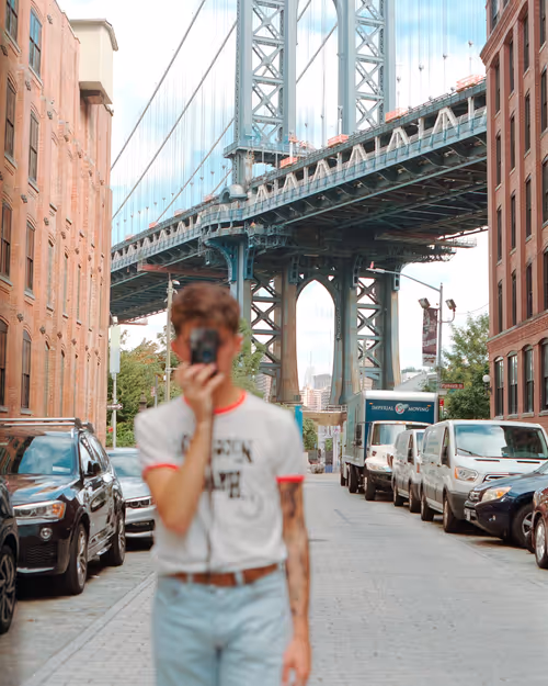 Item #106417394361020955117675115732535551445330228798132491343226919489559729274881 Media