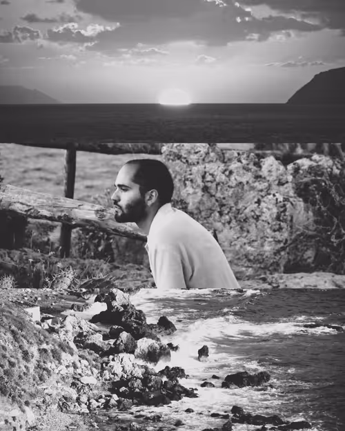 Item #115375069822792009375773103155813887783828718110418204598693532866985521577985 Media