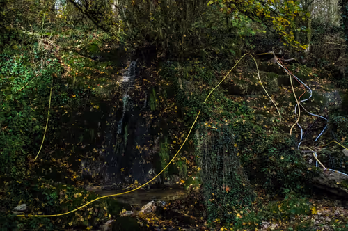 Item #88837150709499798352031986971363165703044907958800399059978422586383947268097 Media