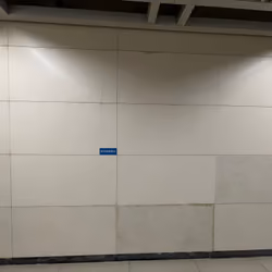 wall in the subway