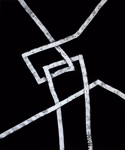 Item #19348387886638314608226308073204764497624528496557652038344455849279670452225 Media