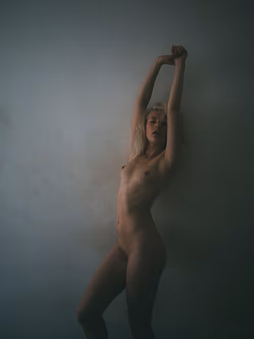 Item #97680489139971377795845177554280616472385024449521462790822236221142063906817 Media