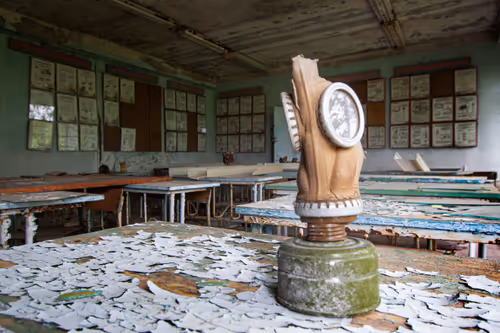 Item #6565810260974012142979447382213260811673901235920150159997466809236444938241 Media