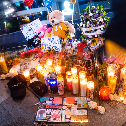 Item #13439362437370999140501138582598292618476795451252891238898507493169793335297 Media