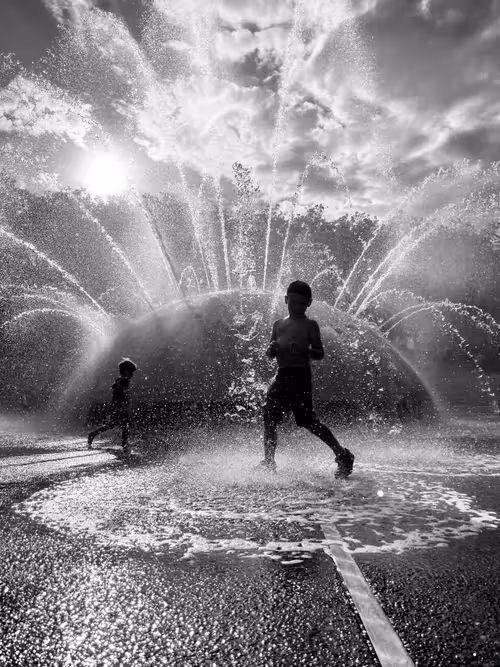 Item #20227266665588933887433646525944193582214398073362210482920990793064331083777 Media