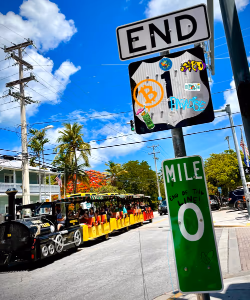 Item #95318882453607107596082260345997544946088834476000054761287399277346538127361 Media