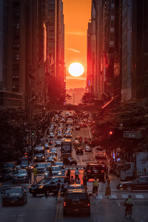 Item #115240010577341537895480944433409644272349398432383721467047135811700384595969 Media