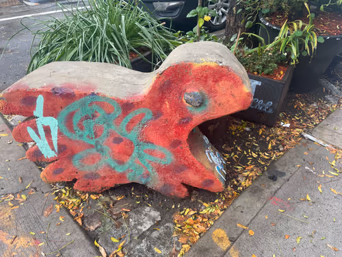 Item #46165039253768007082399740641195616512742564735458556676886734406372093329409 Media