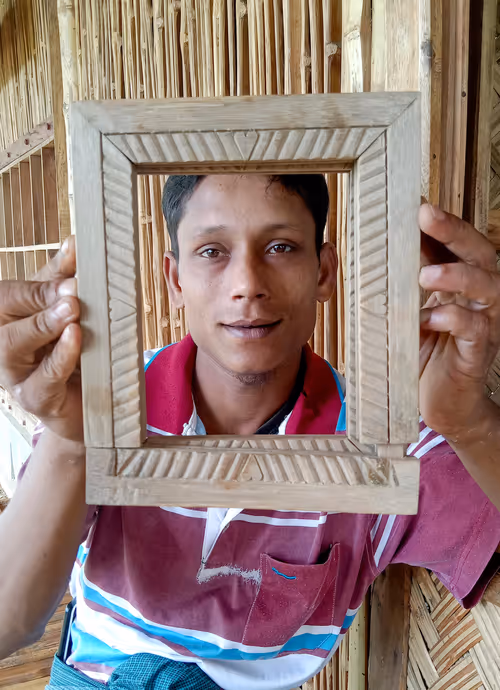 Item #28483083615204022371300351477704581571274768988091129970329682084566906437633 Media