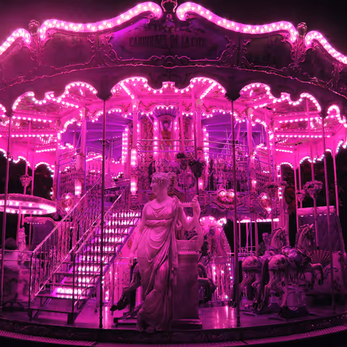 Item #719028875659050273899662752606594885838395527836485940580690545855076237313 Media