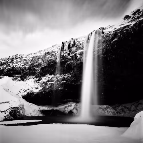 Item #46448320690235251329430811416754344806900568811050689934660167638061817004033 Media