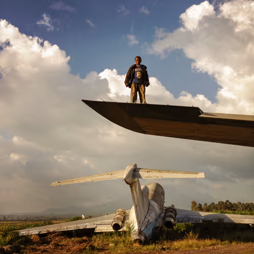 Item #5606426941725502535038272761259107725542531596447892324367451170526969462785 Media