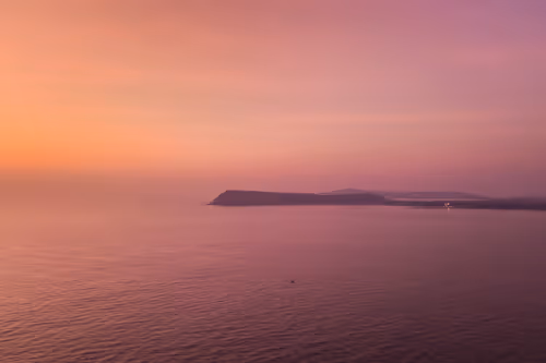 Item #44131874298875972966188340329792406803890393372749528843369689134622759190529 Media