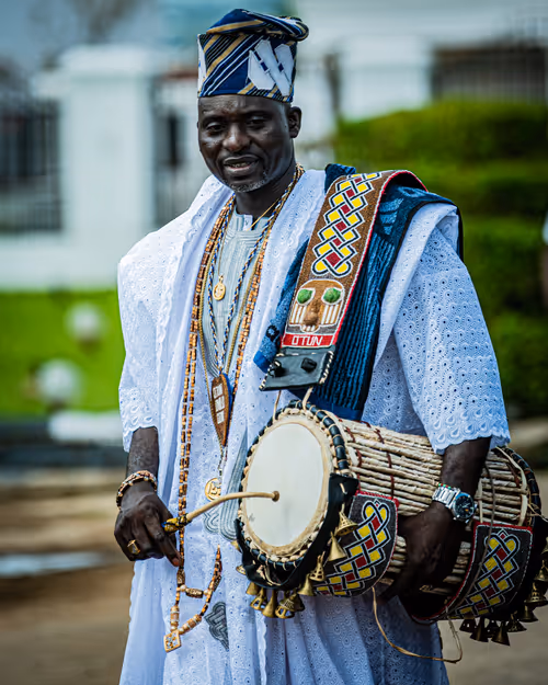 Item #69785723640001619757607758750255893339862372780250443418750514900483216244737 Media