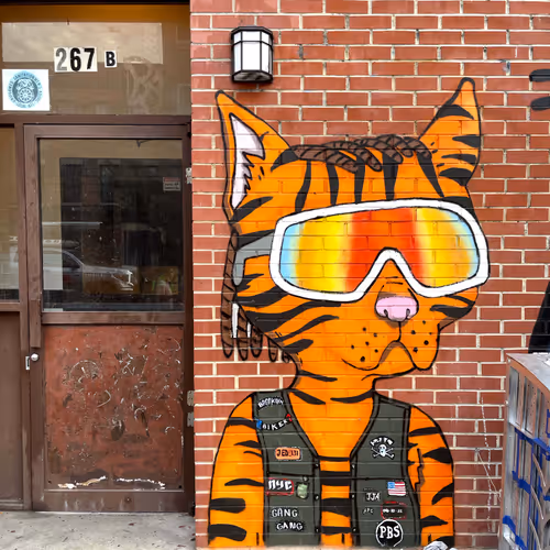 Item #39065281657786333209030148189603636702329879012588570810227887206660510318593 Media