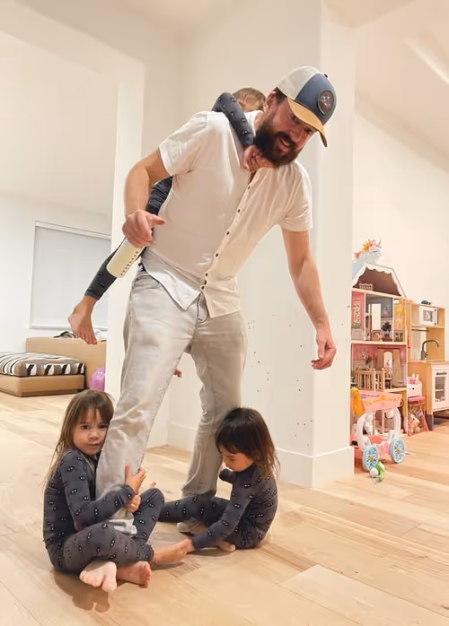 Item #62437439308456912945506612413278711304465204586047969314274856109578808983553 Media