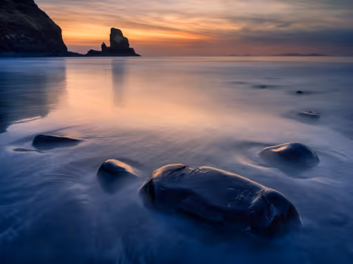 Item #33905874090819082513688943538230910820806372635716531311002980250920075395073 Media