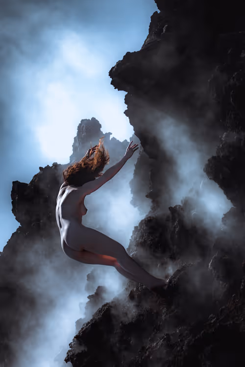 Item #83332782865168099246111470793904216784049773190563389119764666148708608376833 Media