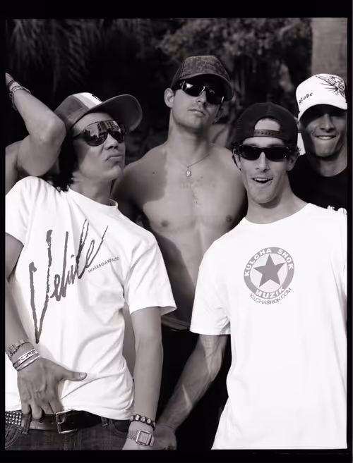 Item #92164906620106145587468133804147833328318986001025781549215792848570157105153 Media