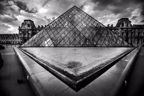 Item #100168184630423933887192179951502785205921994130274916505452807437545365307393 Media