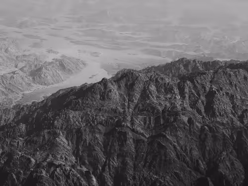 Item #13957329932130969274991924991846188411105938572064544527487586554939688615937 Media