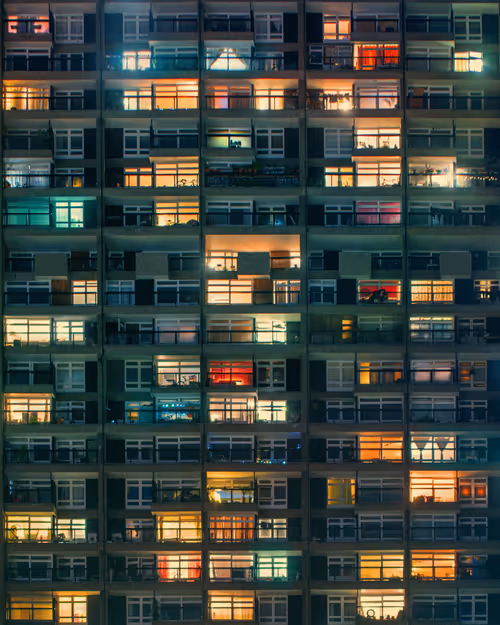 Item #90999305226838599018133882989910225482754780026963869423783456921218612985857 Media