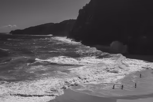 Item #95633765474931350240165697288740384276668175365753332134829565098132676542465 Media