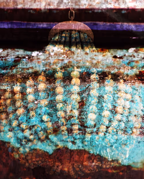 Item #58312433631864427601172952075011378080943056977712016653169188443442741510149 Media