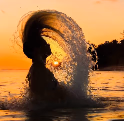 Item #8315837118966381814660201044400339803360734288448309338032867058023984529409 Media