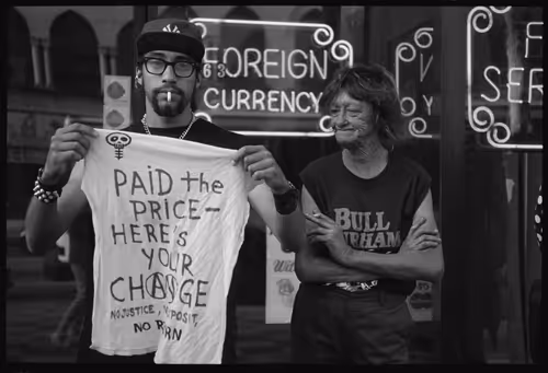 Item #92944060732368966215295016387630966585309105255455706870205160043651012755457 Media