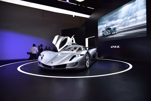 Item #106958335739049400615454416992479252332237267819420070346271655269156658348033 Media