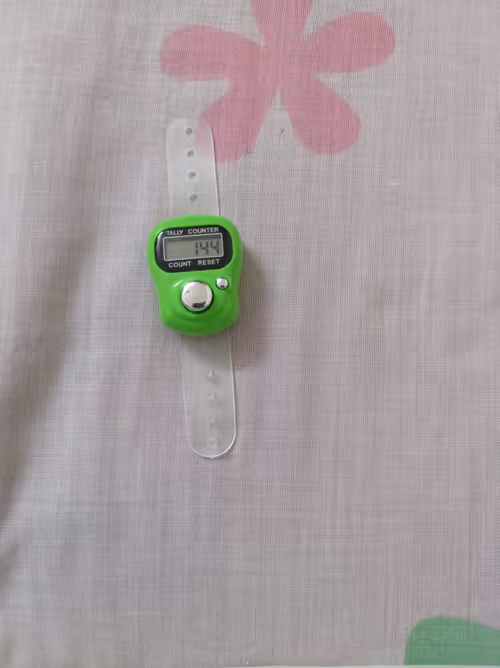 Item #16206143545911589119112058399623671843649156922011236023020007830374051741697 Media