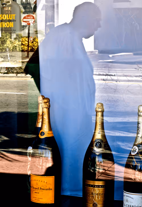 Item #1329906673436554735741479762689004721964883825291971096983776538063408201729 Media