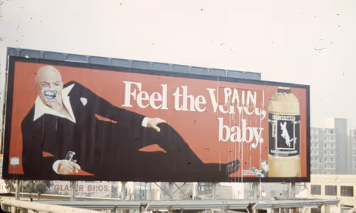 Item #26321359972833984351434126981753894799166725038868889816980362036053524086785 Media