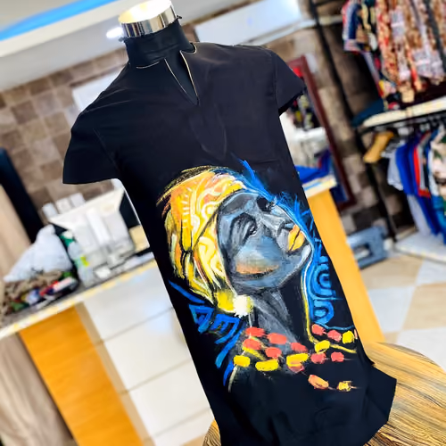 Item #10946878502841981626272208940569604870863045889547179326954870497731680403457 Media