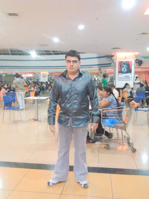 Item #63389622150095133752134319112530935475982121592392805664527527384207381757953 Media