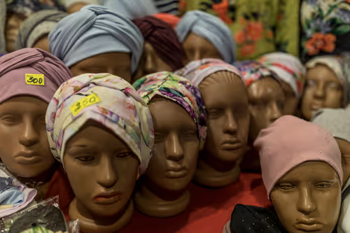 Item #4375115208171662398757709417791216617025009038077306019347163274456751669249 Media