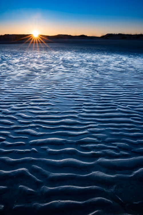 Item #6712862362292101342106778286910640871760900650243350852688309157399766237185 Media