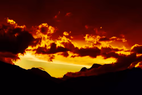 Item #90242850713282573943473333333408540290237184150123135597774242547381131280385 Media