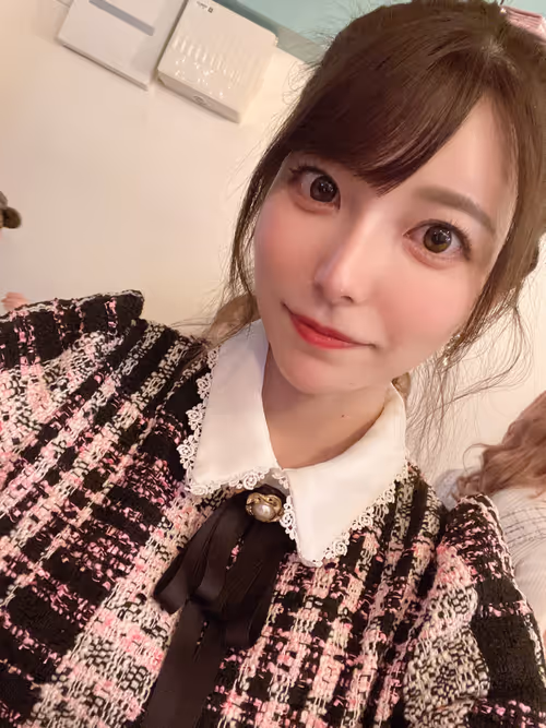 Item #84121289081958468684343997734683858451826841711285640041724668497329087578113 Media