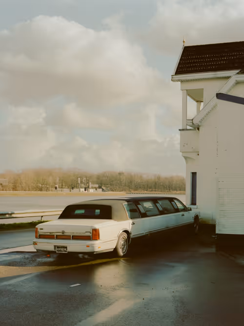 Item #86971918165072158782277371317872042949558598039466230043701204781882591412225 Media