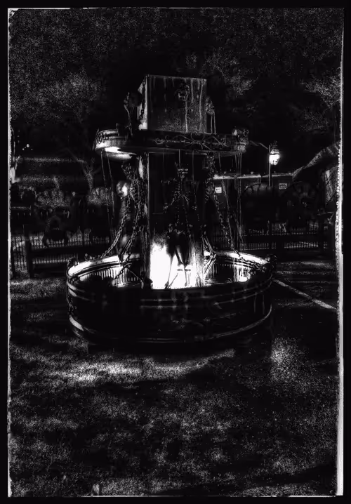 Item #68605712053382192846540923633795123035527930655349438703373875801862097076225 Media