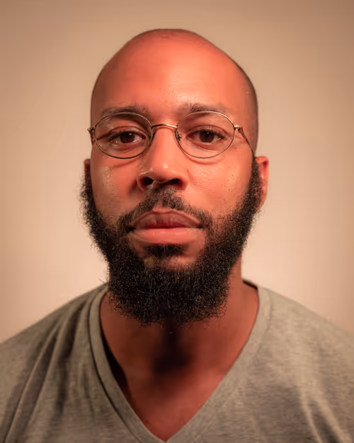 Item #10691109686083431502166818963425883962656955232587770388242978626131617382401 Media