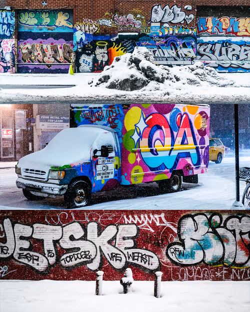 Item #26496075620781707602062900041822142517414676884450269992691667329777032757249 Media