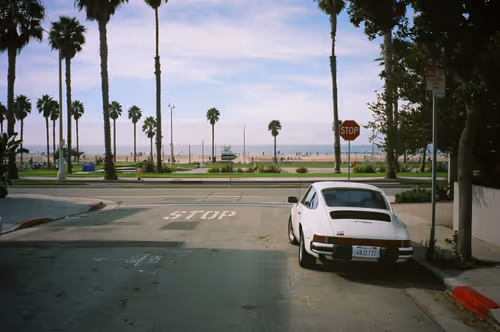 Item #24736133982650680325660023518443263720523208853757228682651806906215710064641 Media